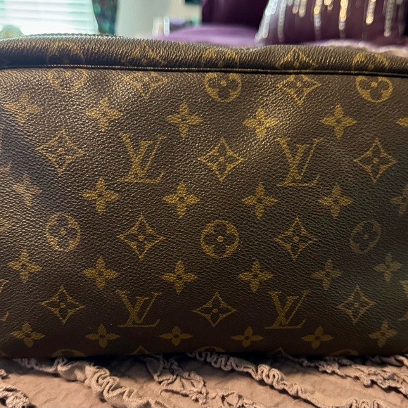 LOUIS VUITTON Monogram XL Trousse Toilette 28, Vintage, Unisex - Picture 2 of 15